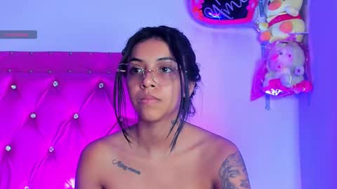    online show from February 12, 7:02 pm