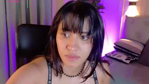 daiisy_kiss online show from June 14, 2:24 am