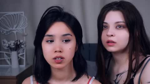Aoi and Lily best friends online show from June 2, 8:16 am