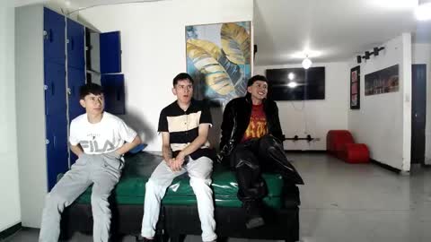 daiquirie online show from April 28, 1:26 pm