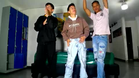 daiquirie online show from April 17, 1:13 pm