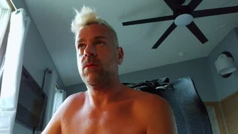 dairyjugs online show from July 24, 12:02 pm