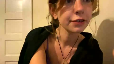 DaisyB3 online show from June 19, 8:53 am