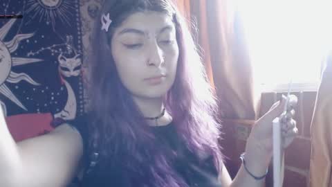    --  -- help me reach 100 hands up  online show from January 18, 9:45 pm