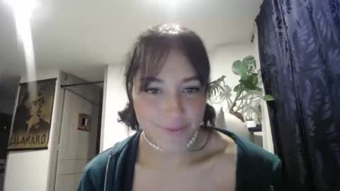 IG  dakotasofiaa online show from January 6, 12:48 am