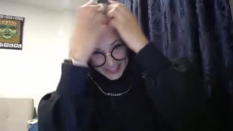 IG  dakotasofiaa online show from March 9, 8:18 am