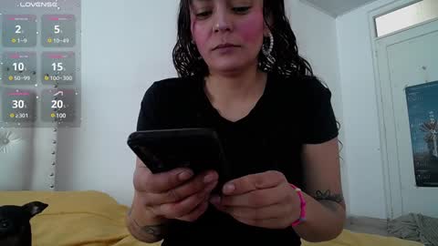 Dakota and Aron online show from January 23, 2:17 pm