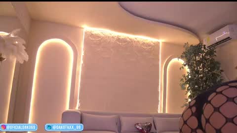 dako online show from May 14, 1:37 am
