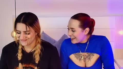 Dakota-Megan online show from October 13, 2:30 pm