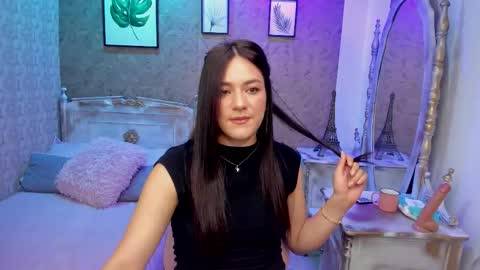 Snapshot of dali_collin chatting on September 17, 2:53 pm dali_collin online show from September 17, 2:53 pm