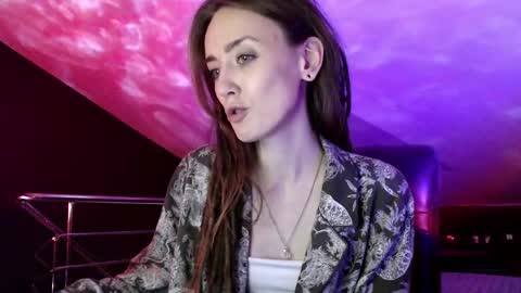 Dalia  online show from February 14, 1:29 pm