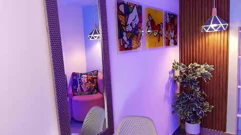 Dalila  online show from October 16, 6:07 pm