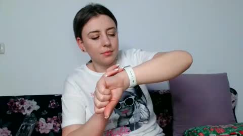 Maria online show from April 16, 9:39 pm