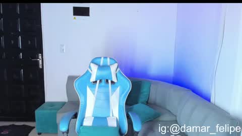 damar_felipe online show from February 24, 5:43 am