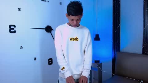 damar_felipe online show from October 28, 3:40 am