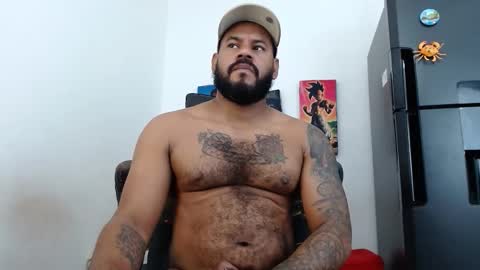 damian64436171 online show from March 11, 4:43 pm