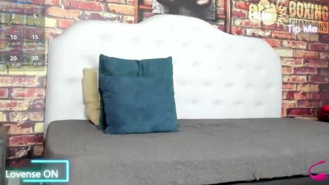 damian_shakur online show from March 2, 12:23 pm