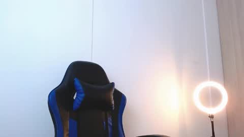 Damian Wish online show from April 6, 6:31 pm