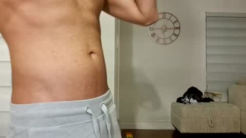 damiendarko071 online show from June 28, 7:04 am