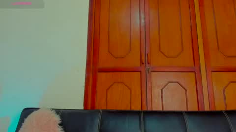 Snapshot of damn_fantasy chatting on February 2, 5:42 am Kary-- independent model Schedule 0530am-1000am colombian time online show from February 2, 5:42 am