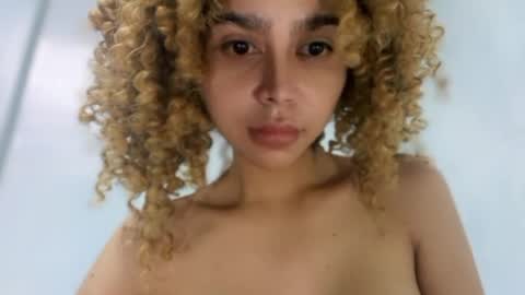 damnperfectxx online show from April 21, 3:02 am