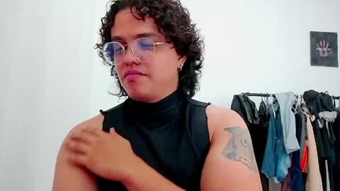 Diane Blosson online show from April 15, 11:38 pm