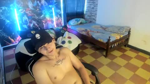 Snapshot of dan_cristancho chatting on October 20, 2:22 pm dan cristancho online show from October 20, 2:22 pm