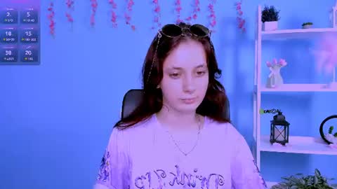 dana_cute1_ online show from June 13, 7:24 pm