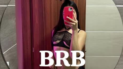 danaa_rouse online show from February 6, 11:18 pm