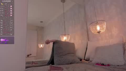    online show from September 13, 10:23 pm