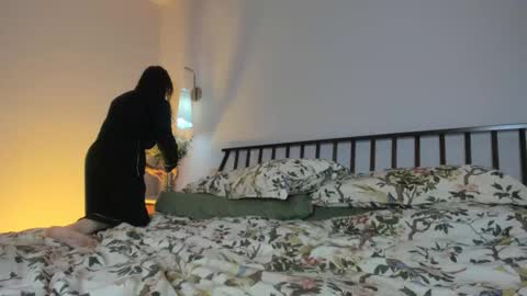 DanaDeArmond online show from February 14, 6:16 am