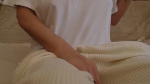 Daniella online show from November 6, 11:57 am