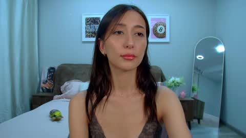 DanaRoges online show from May 20, 6:25 pm