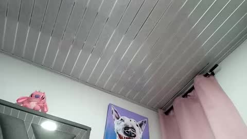 Danella Houston online show from March 8, 1:06 am