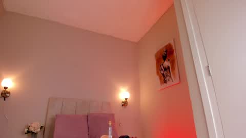 Hi I am Dani online show from February 7, 11:45 am