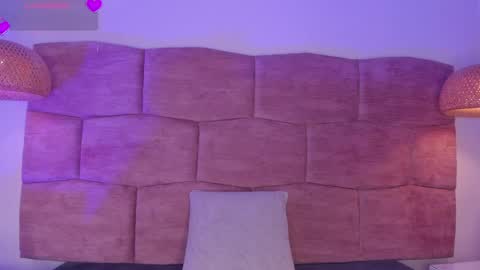   online show from April 9, 2:59 am