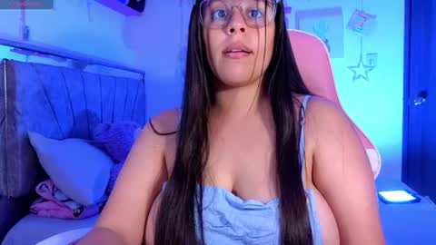 valentina online show from July 26, 1:30 pm