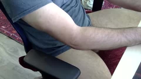 daniel4320021 online show from April 17, 1:35 pm