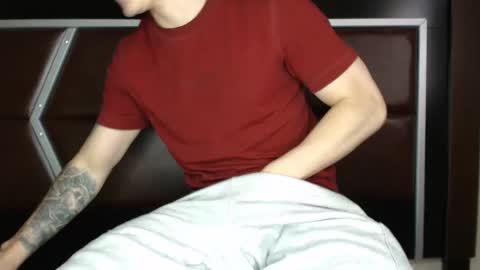 daniel_collins07 online show from March 11, 5:57 pm