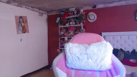 Snapshot of daniela_cute22 chatting on September 23, 8:26 pm DANIELA online show from September 23, 8:26 pm