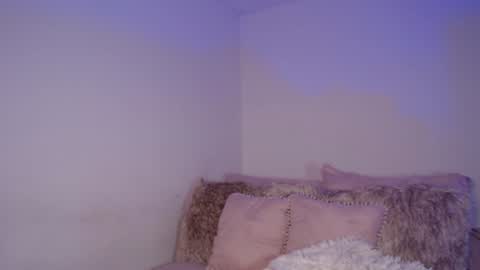 Snapshot of daniela_valencia chatting on January 2, 6:56 pm Lucia online show from January 2, 6:56 pm