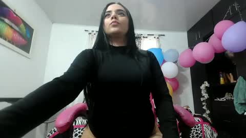 danielita_2001 online show from June 30, 8:51 pm