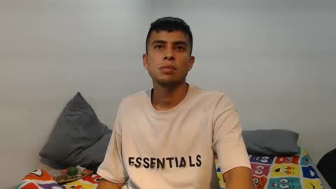 danielitopapii online show from February 14, 3:11 am