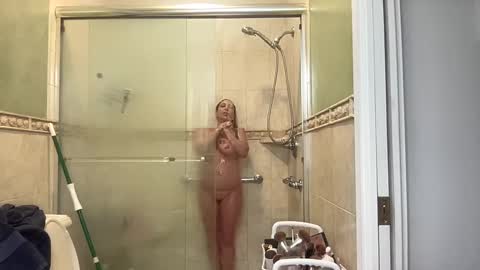 daniellealexa online show from October 9, 11:48 am