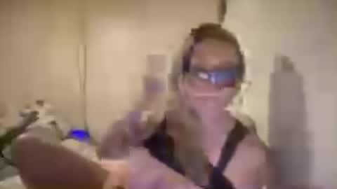 daniellealexa online show from June 12, 2:32 am