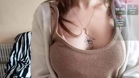 Mia online show from January 14, 7:38 am