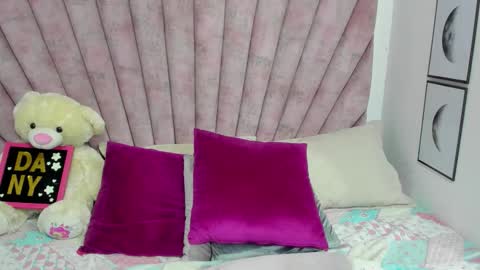 DaniiBelluci  online show from March 21, 8:19 am