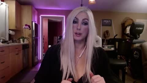 DanikaWhite69 online show from September 22, 7:56 am