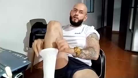 daniloh_xxx online show from November 7, 10:12 pm