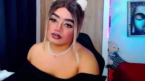 danipein online show from February 5, 5:22 am